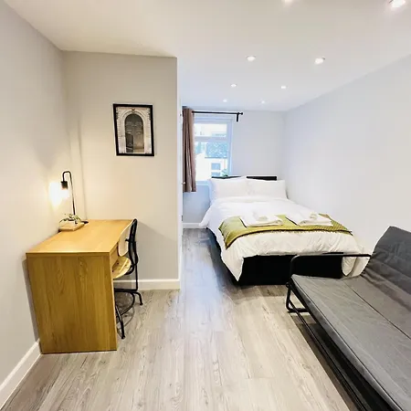 Battersea Studios By Sleepy London Room photo