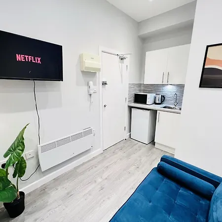 Battersea Studios By Sleepy London Room photo