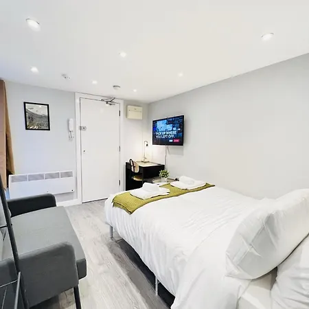 Battersea Studios By Sleepy London Room photo