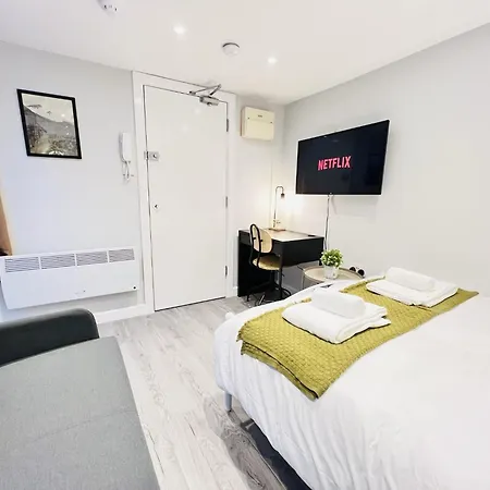 Battersea Studios By Sleepy London Room photo